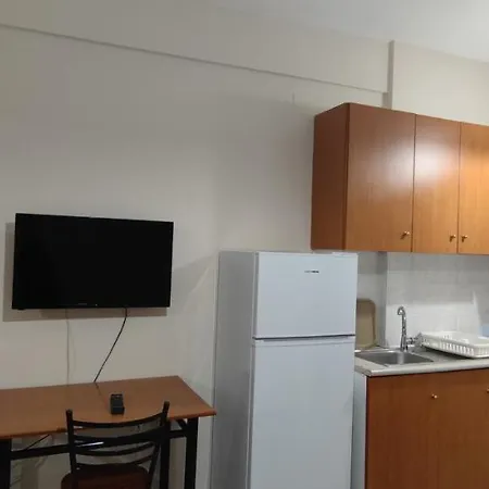 Alexandra'S Glifa Apartments *