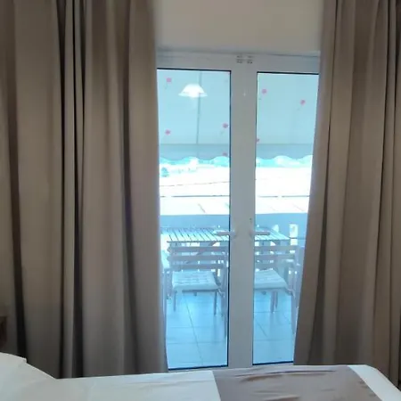 Apartment Alexandra'S Glifa Apartments