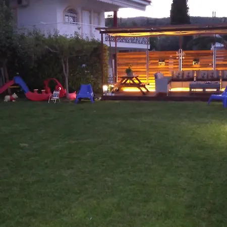 Alexandra'S Glifa Apartments Apartment